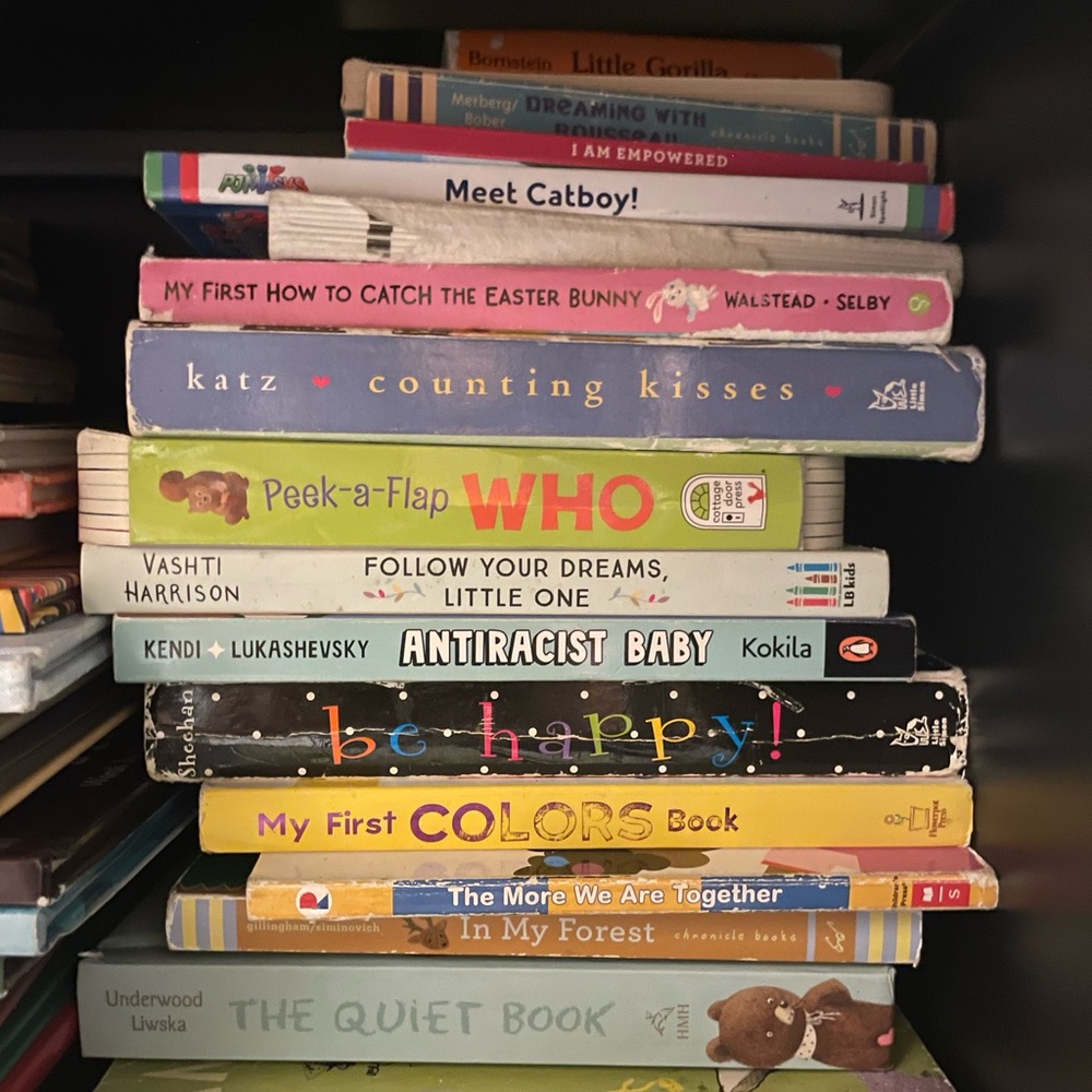 Colorful Children's Book Collection - Picture 3 of 5